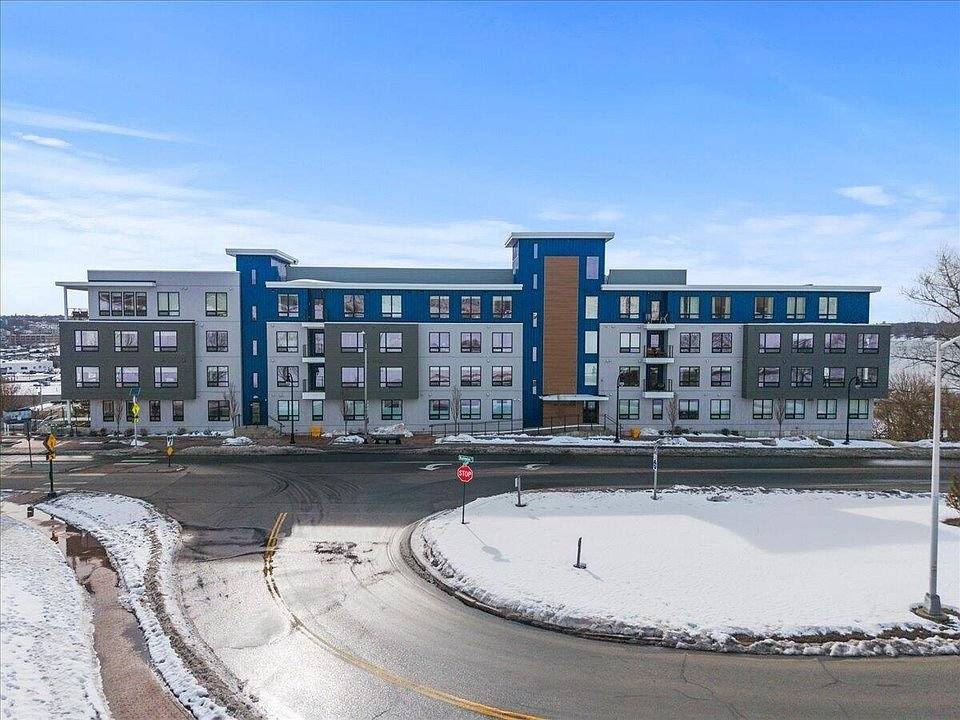 Condo for rent at 218 Washington Ave #33, Portland, ME 04101