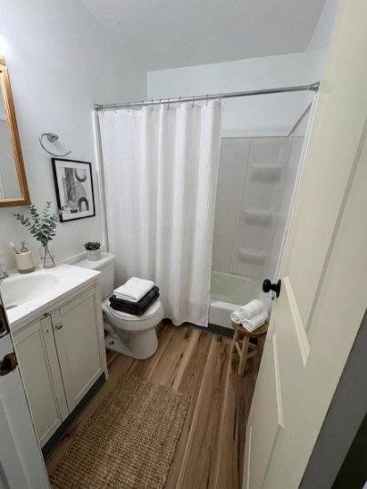 Apartment for rent at 744 E Michigan Ave #11, Battle Creek, MI 49014