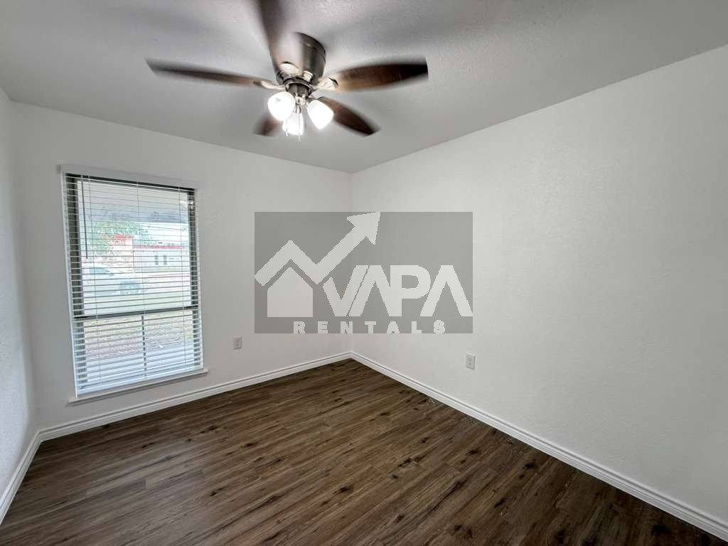 House for rent at 7729 Narrow Pass Dr, San Antonio, TX 78233