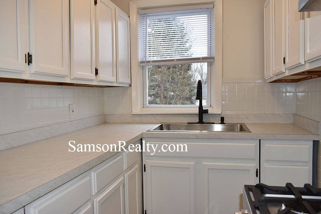 Apartment for rent at 172 Glenwood Ave #2, Pawtucket, RI 02860