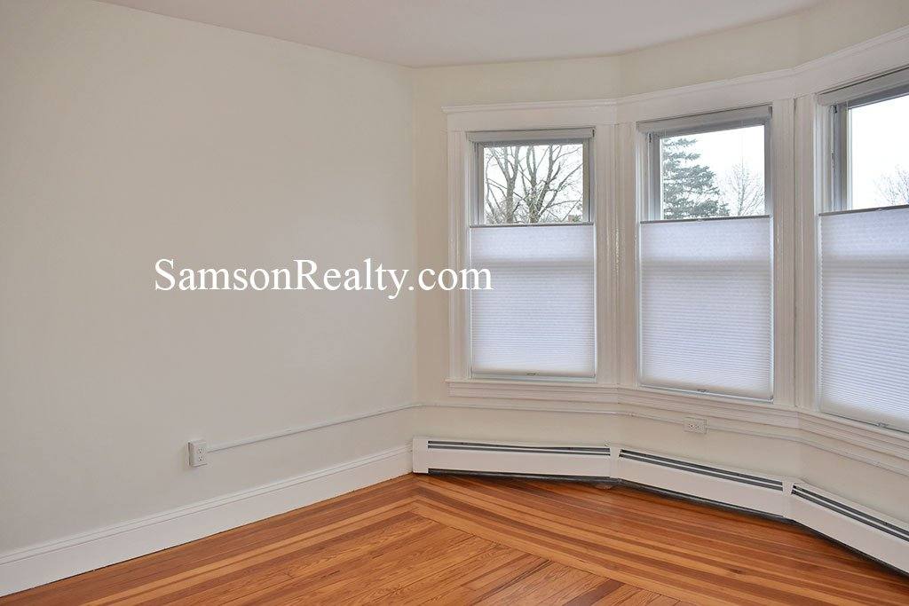 Apartment for rent at 172 Glenwood Ave #2, Pawtucket, RI 02860