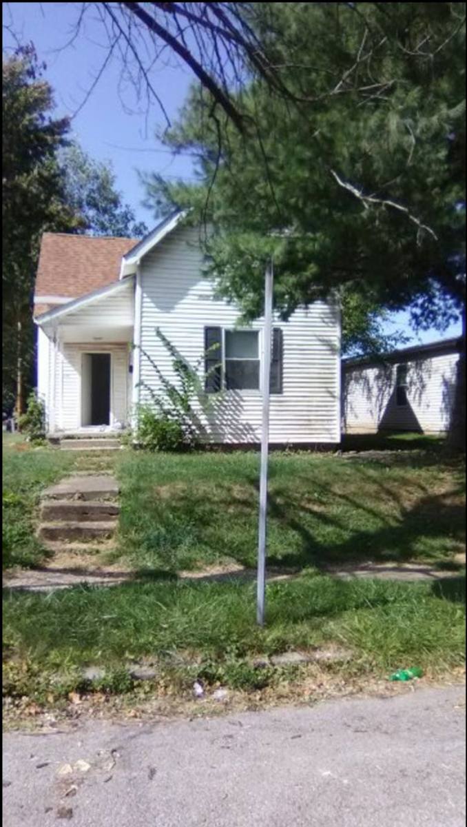 House for rent at 101 N G St, Marion, IN 46952