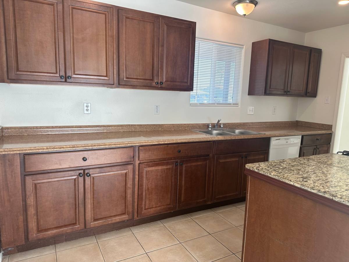 House for rent at 44900 Rubidoux St, Indio, CA 92201
