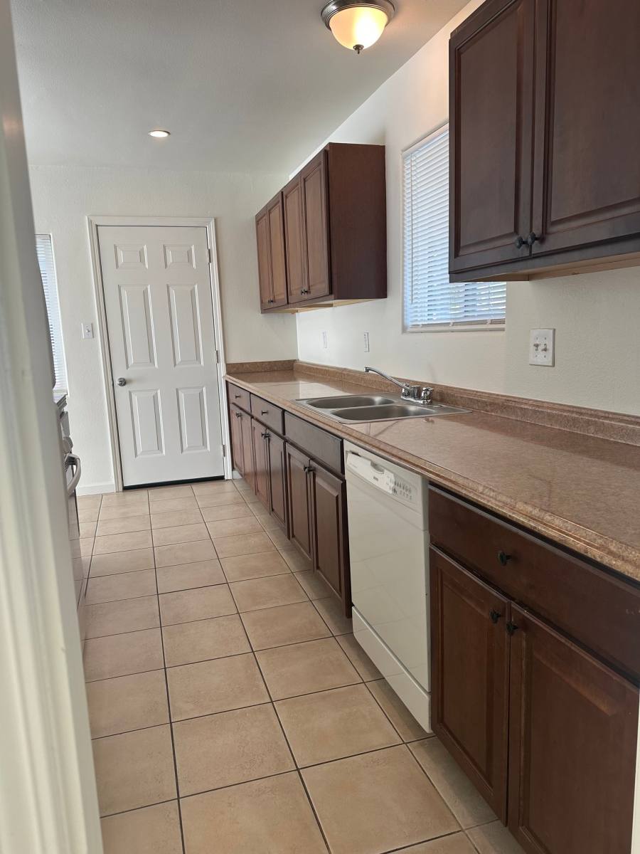 House for rent at 44900 Rubidoux St, Indio, CA 92201