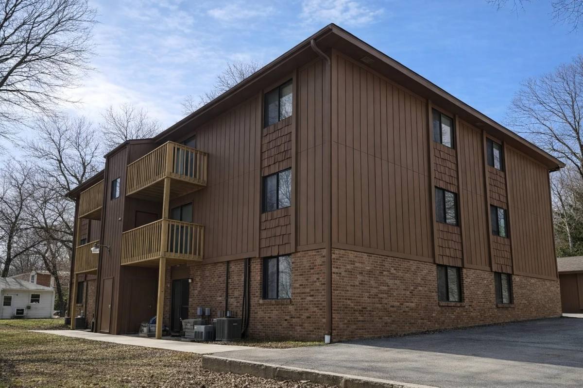 Apartment for rent at 8620 N 31st St #7, Omaha, NE 68112