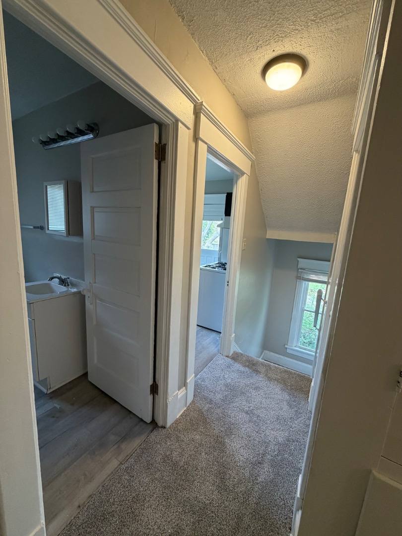 Apartment for rent at 813 13th St NW - Down, Canton, OH 44703
