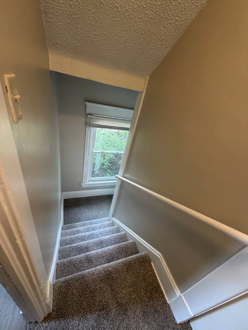 Apartment for rent at 813 13th St NW - Down, Canton, OH 44703