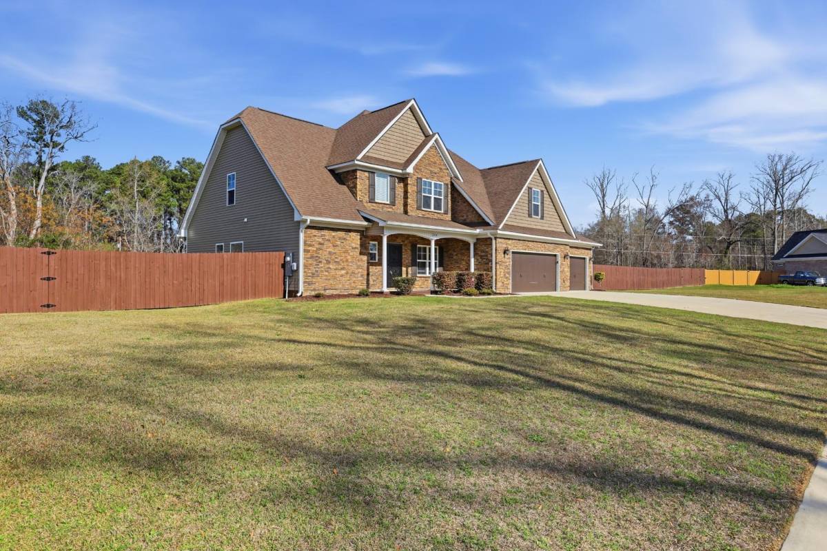 House for rent at 206 Leland Lane #WRIGHT Family, Raeford, NC 28376