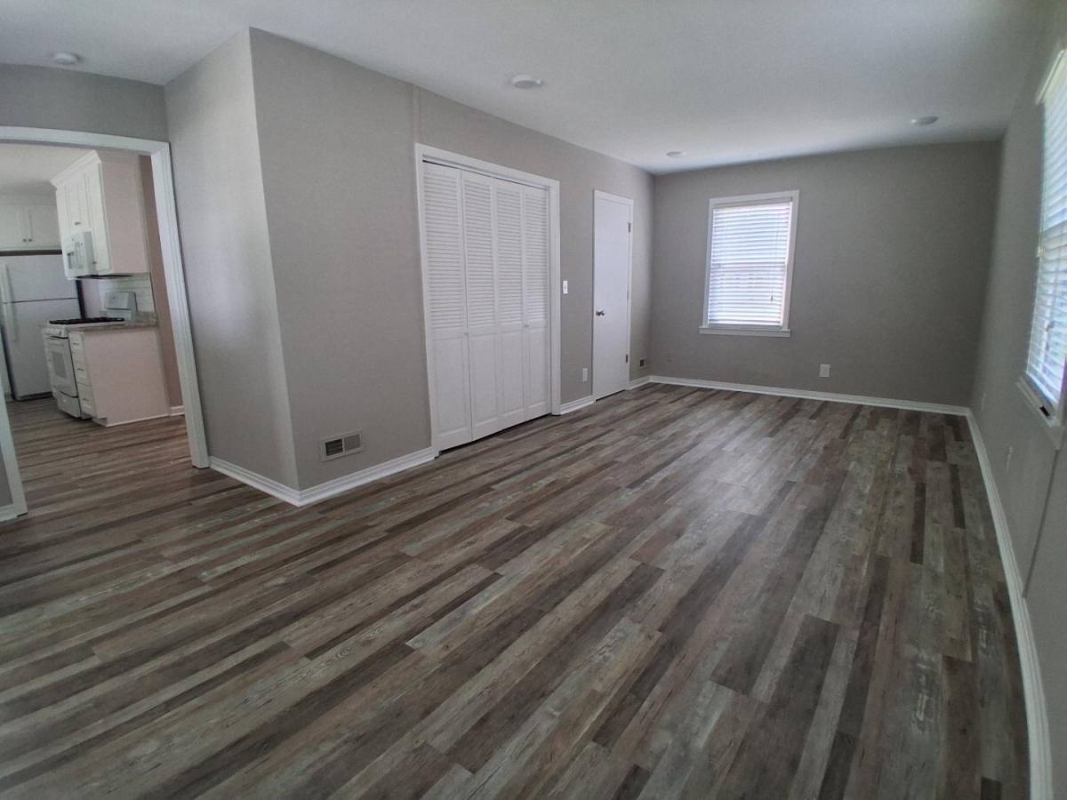 House for rent at 1923 Woodmont Dr, Columbia, TN 38401