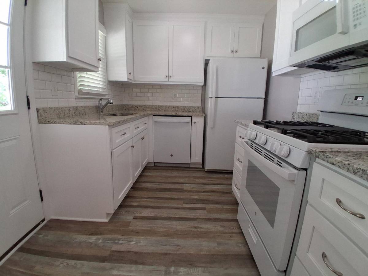House for rent at 1923 Woodmont Dr, Columbia, TN 38401