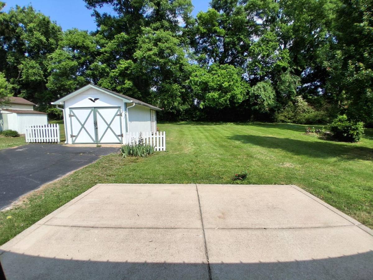 House for rent at 1923 Woodmont Dr, Columbia, TN 38401