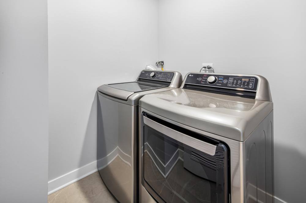 Apartment for rent at 4637 N Ashland #403, Chicago, IL 60640