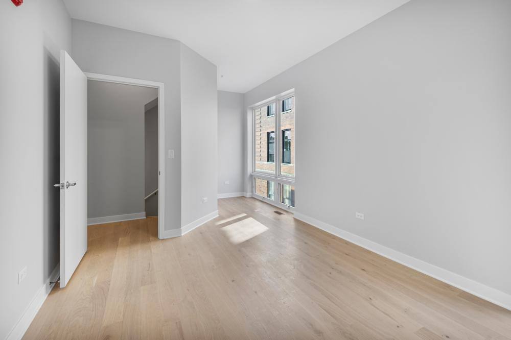 Apartment for rent at 4637 N Ashland #403, Chicago, IL 60640