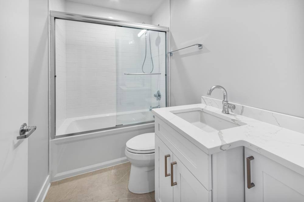 Apartment for rent at 4637 N Ashland #403, Chicago, IL 60640