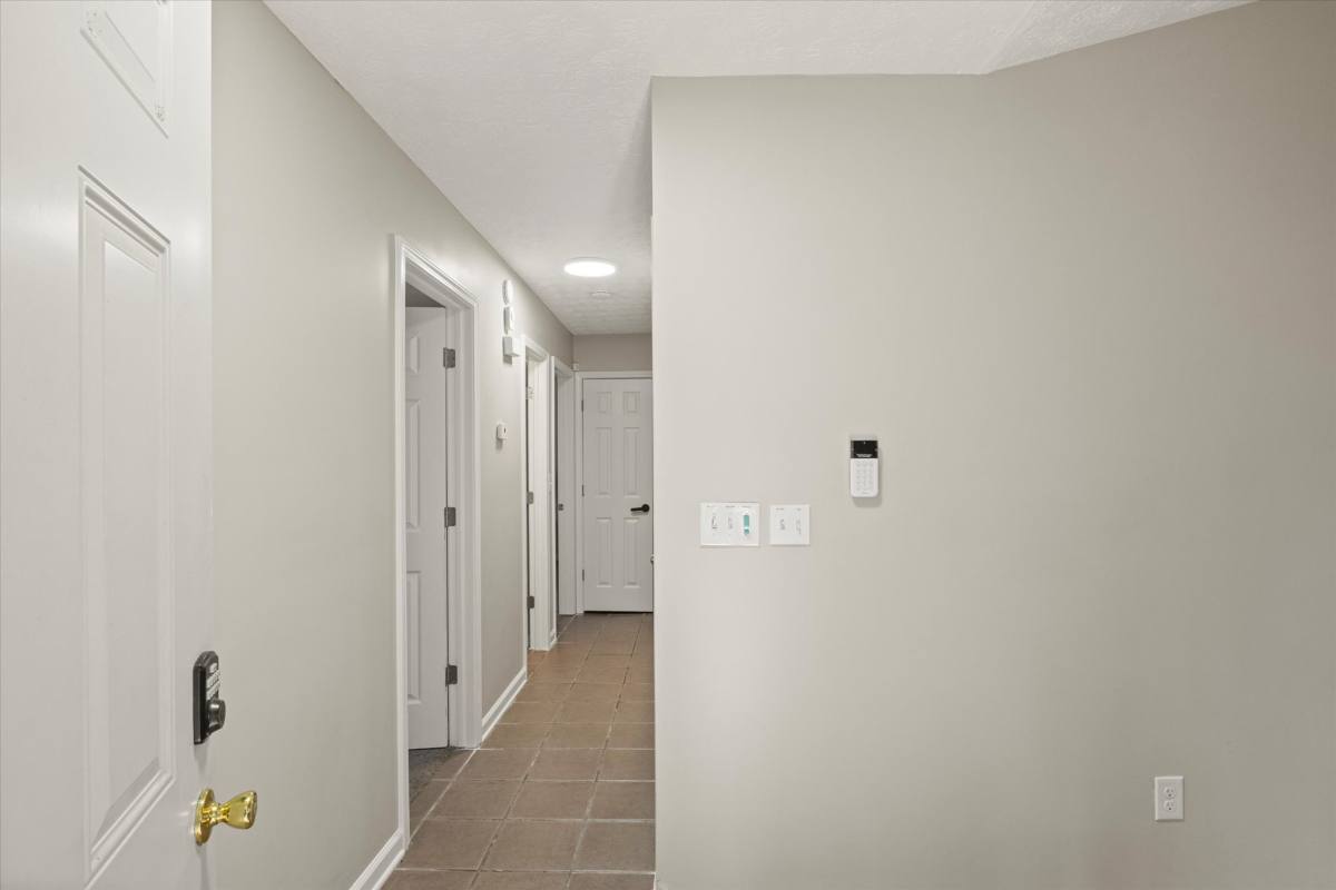 Townhouse for rent at 5454 Glen Haven Dr, Atlanta, GA 30349