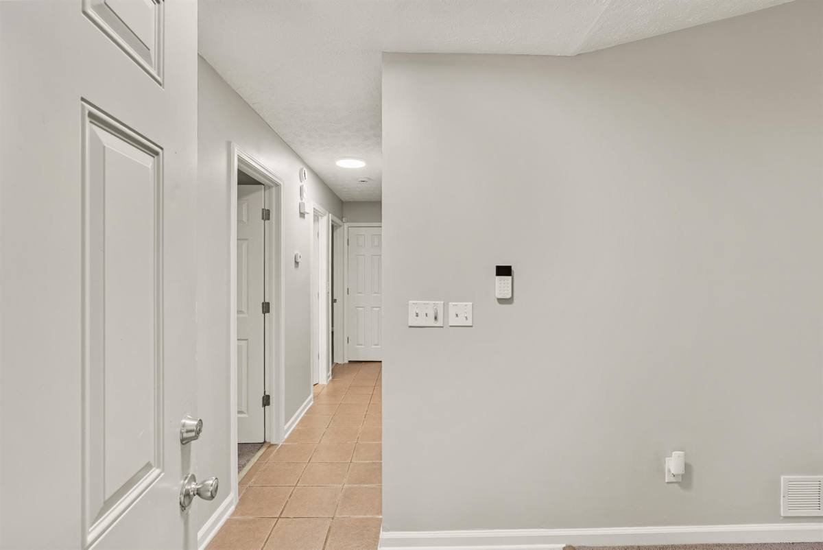 Townhouse for rent at 5454 Glen Haven Dr, Atlanta, GA 30349