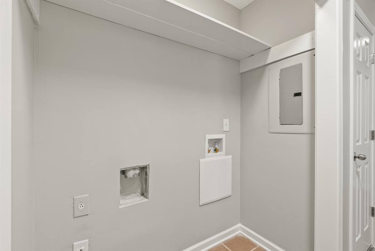 Townhouse for rent at 5454 Glen Haven Dr, Atlanta, GA 30349