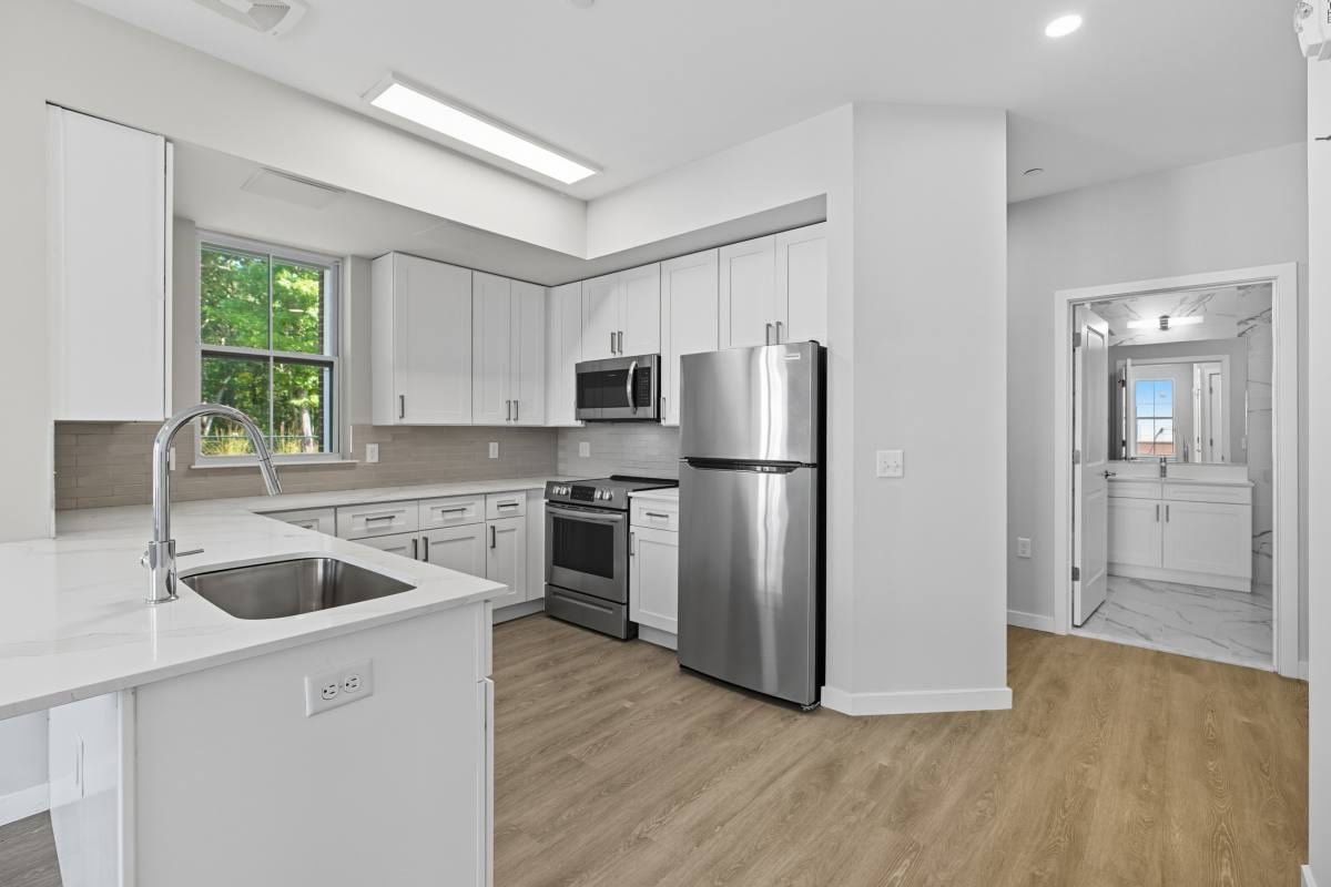 Apartment for rent at Summerhill Gardens, 377 Summerhill Rd, East Brunswick, NJ 08816