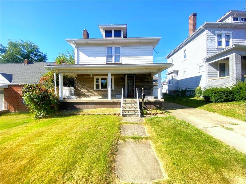 House for rent at 2015 Oregon Ave, Steubenville, OH 43952
