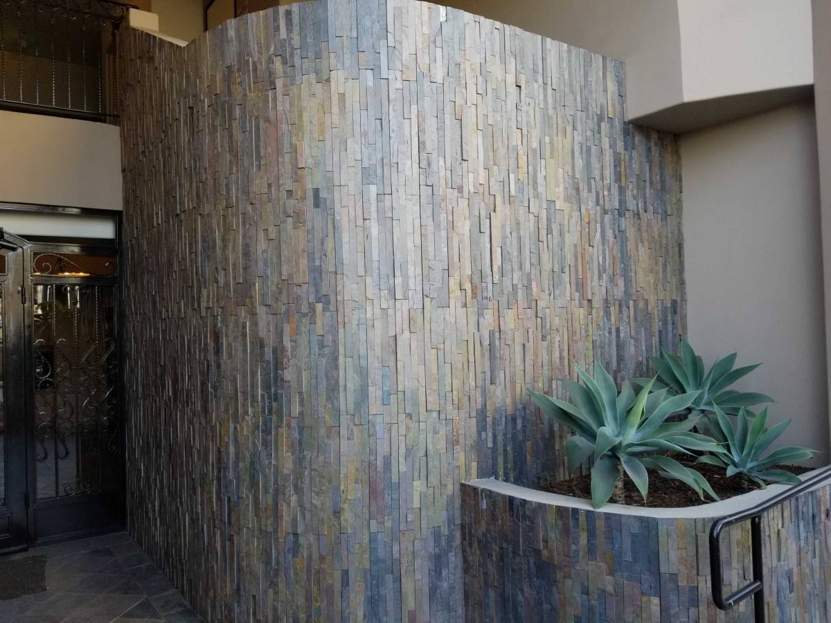 Apartment for rent at 10960 Bloomfield St #PH-11, North Hollywood, CA 91602