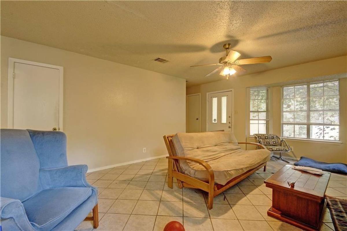 Townhouse for rent at 2011 Kirksey Dr, Austin, TX 78741