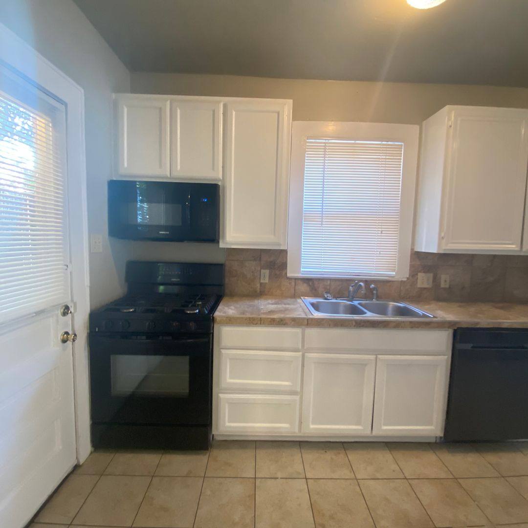 Townhouse for rent at 2714 Whitis Ave #A, Austin, TX 78705