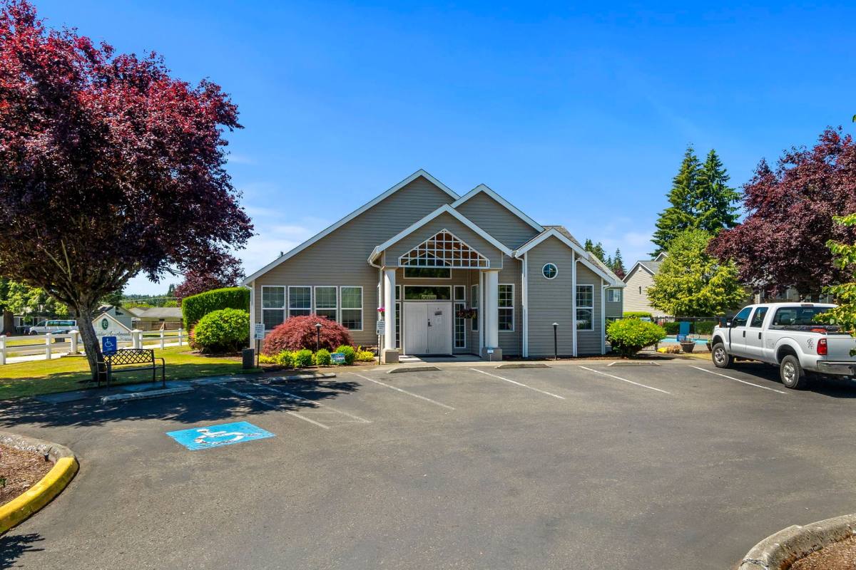 Apartment for rent at 3007 Borst Ave, Centralia, WA 98531