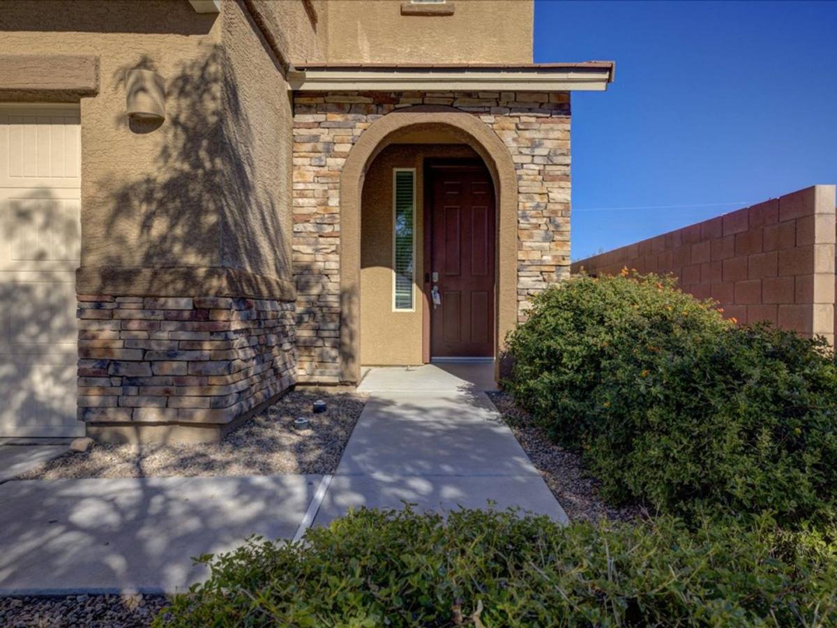 House for rent at 8011 S Dolphin Way, Tucson, AZ 85756
