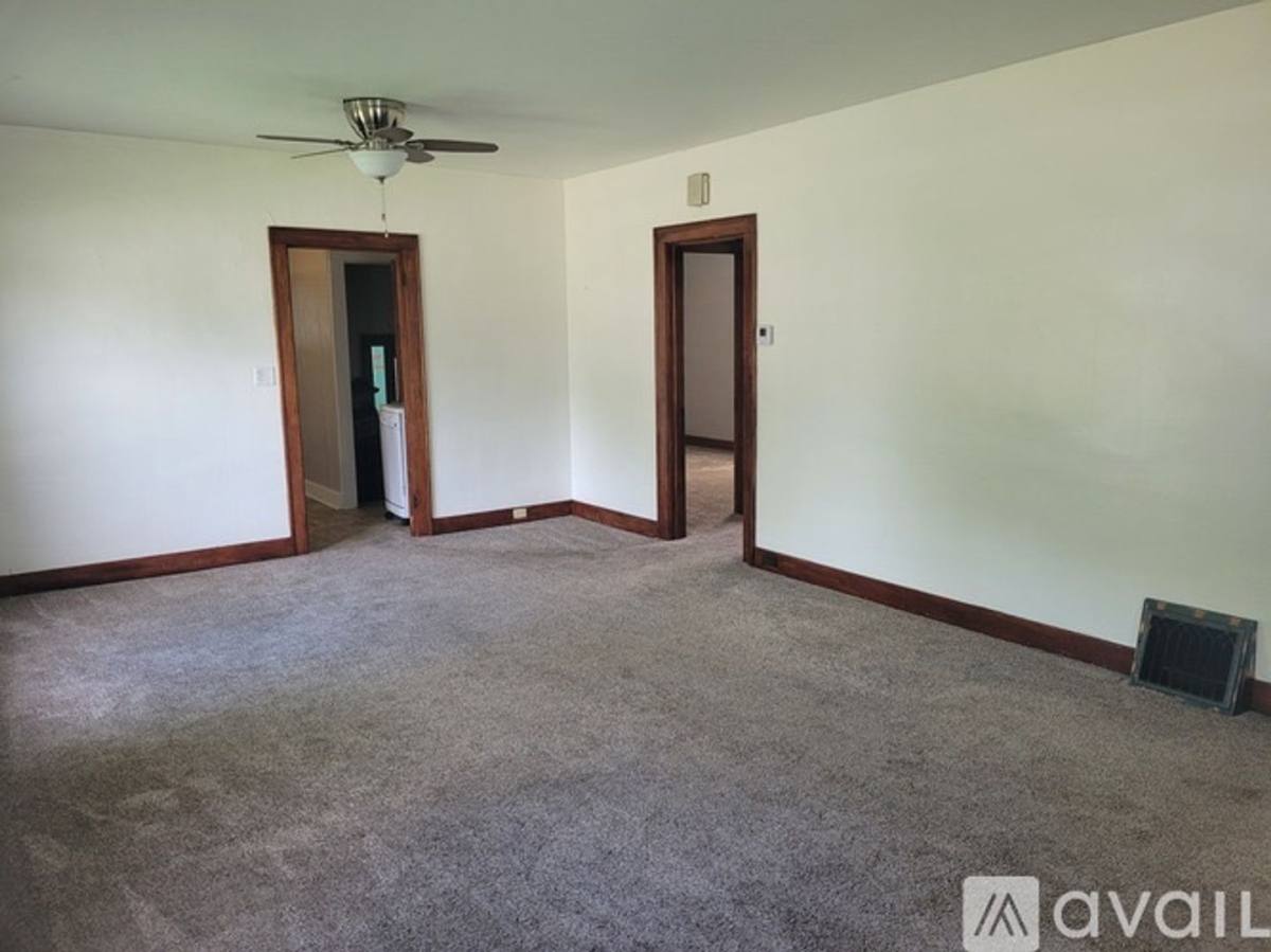 House for rent at 1023 Bell St, Beatrice, NE 68310