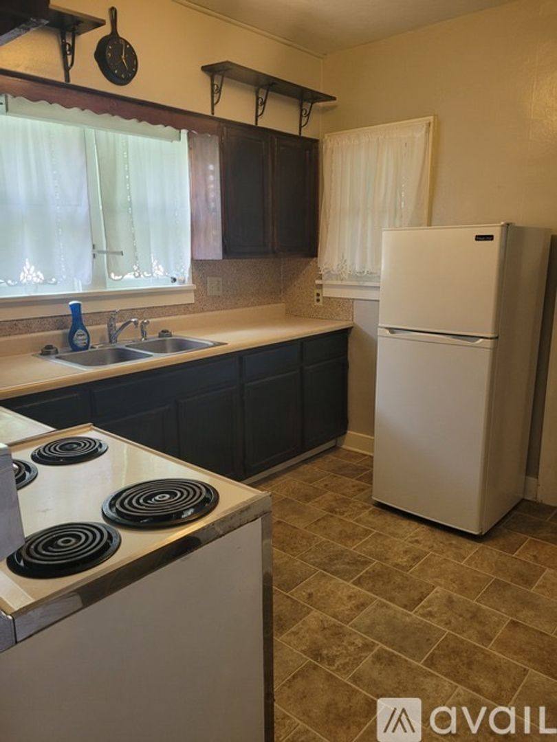 House for rent at 1023 Bell St, Beatrice, NE 68310