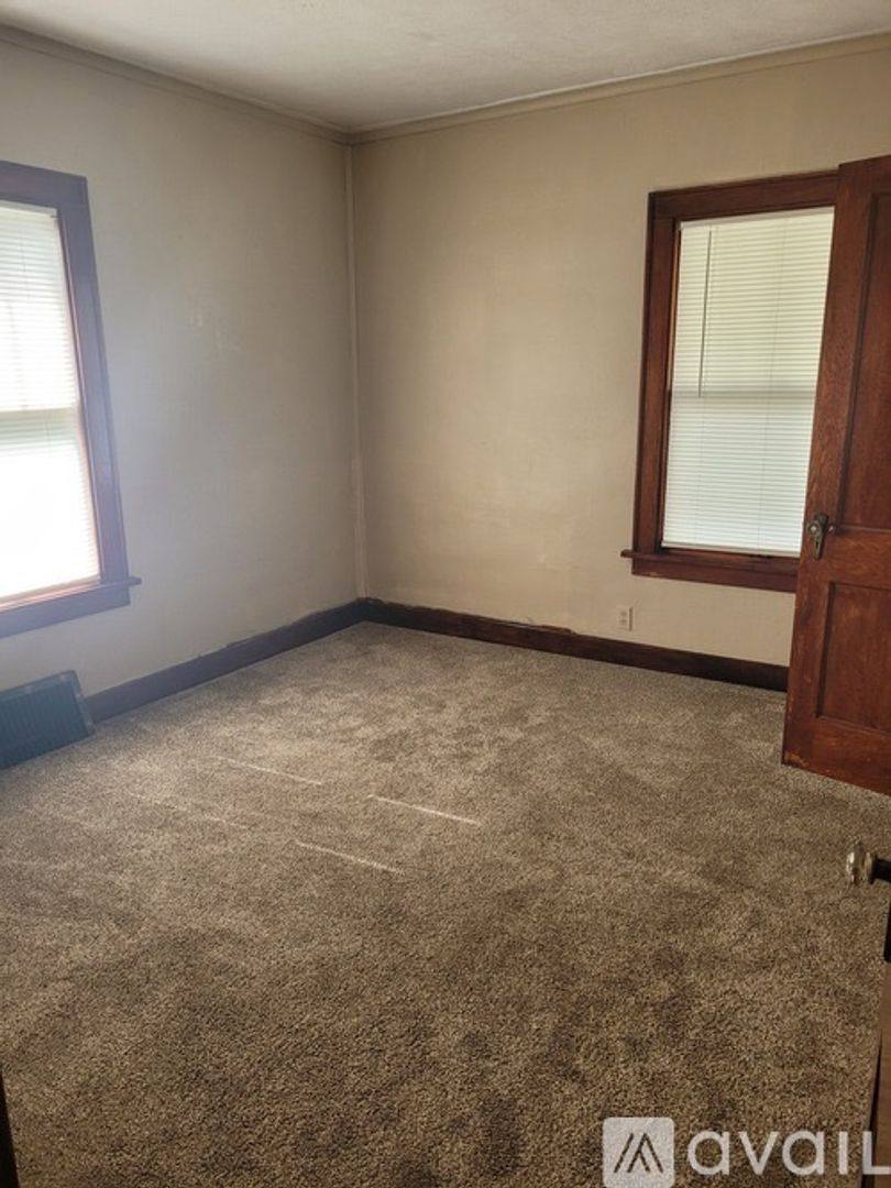 House for rent at 1023 Bell St, Beatrice, NE 68310