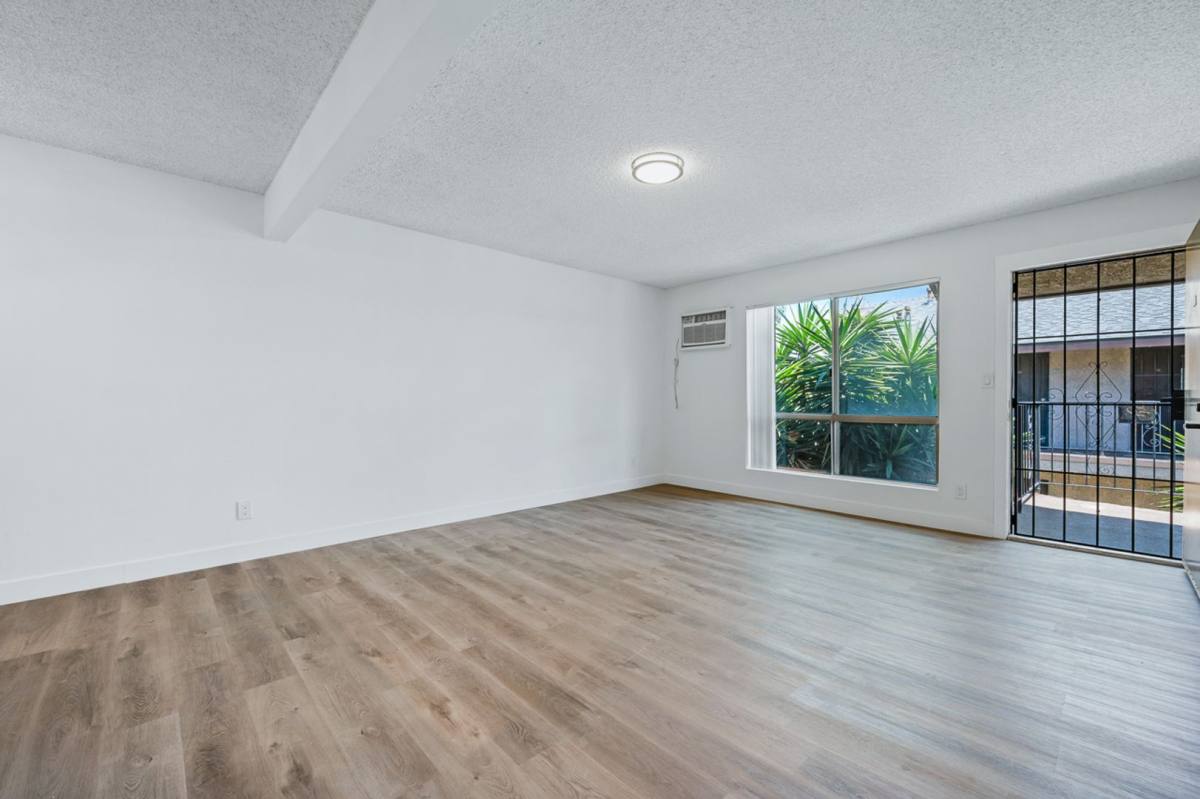 Apartment for rent at 5700 Ackerfield Ave, Long Beach, CA 90805