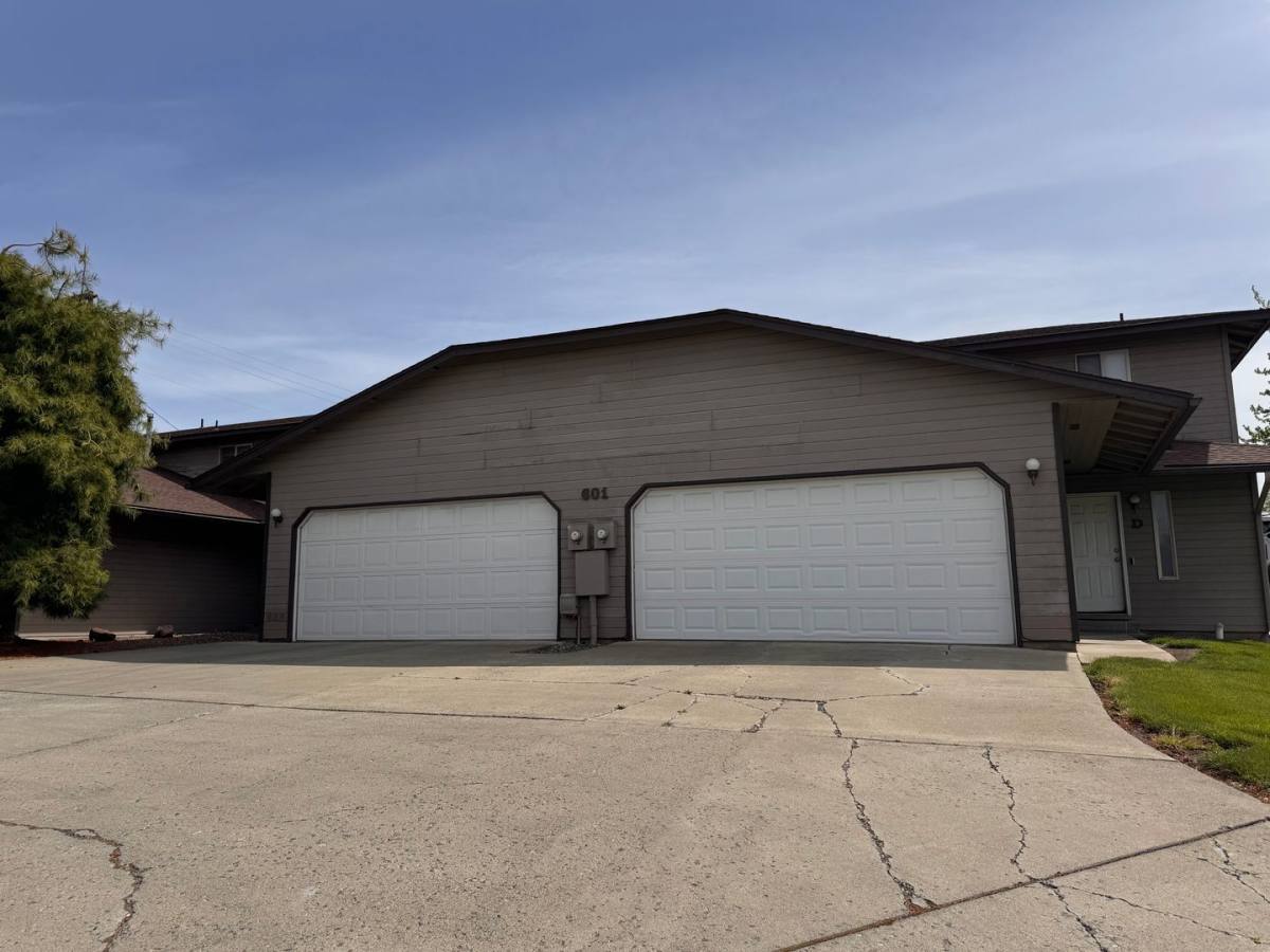Apartment for rent at 601 S 72nd Ave, Yakima, WA 98908