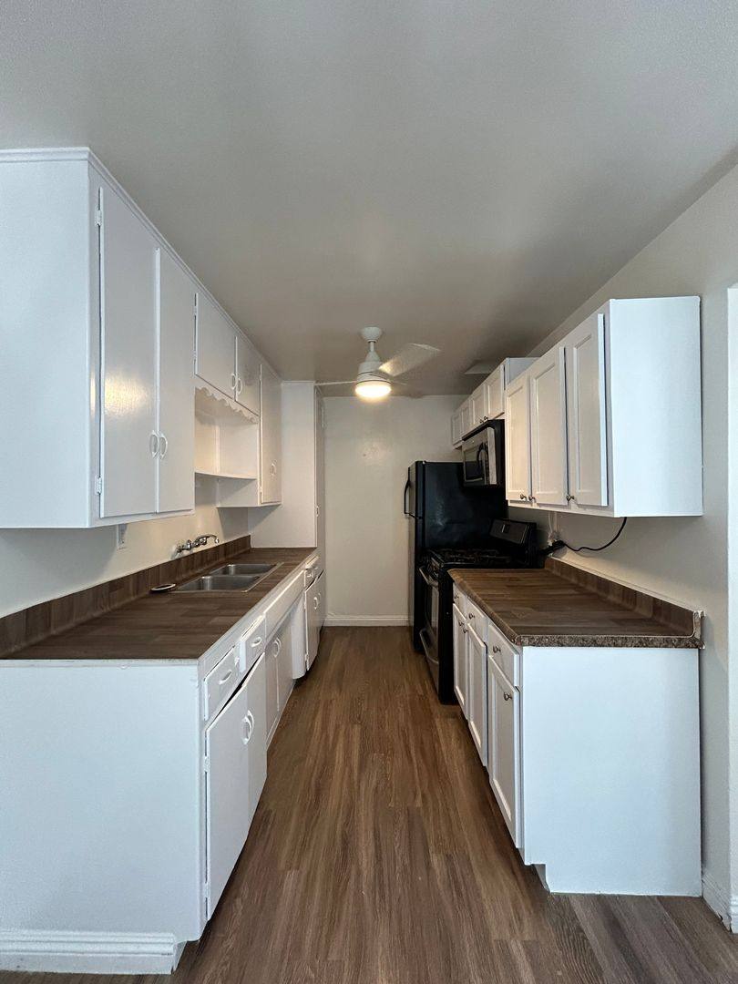 Apartment for rent at 931-933 Florida St, Imperial Beach, CA 91932