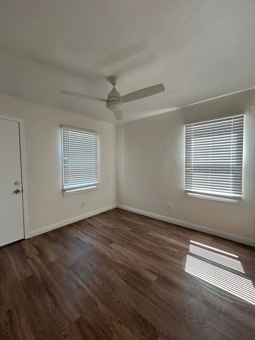 Apartment for rent at 931-933 Florida St, Imperial Beach, CA 91932