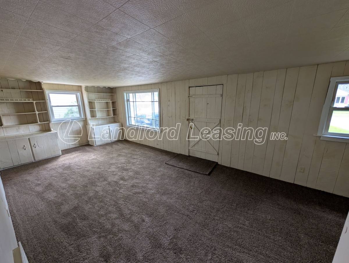 House for rent at 1109 Euclid Ave, Lorain, OH 44052