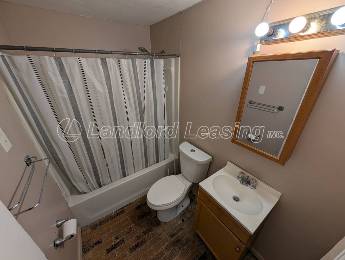 House for rent at 1109 Euclid Ave, Lorain, OH 44052