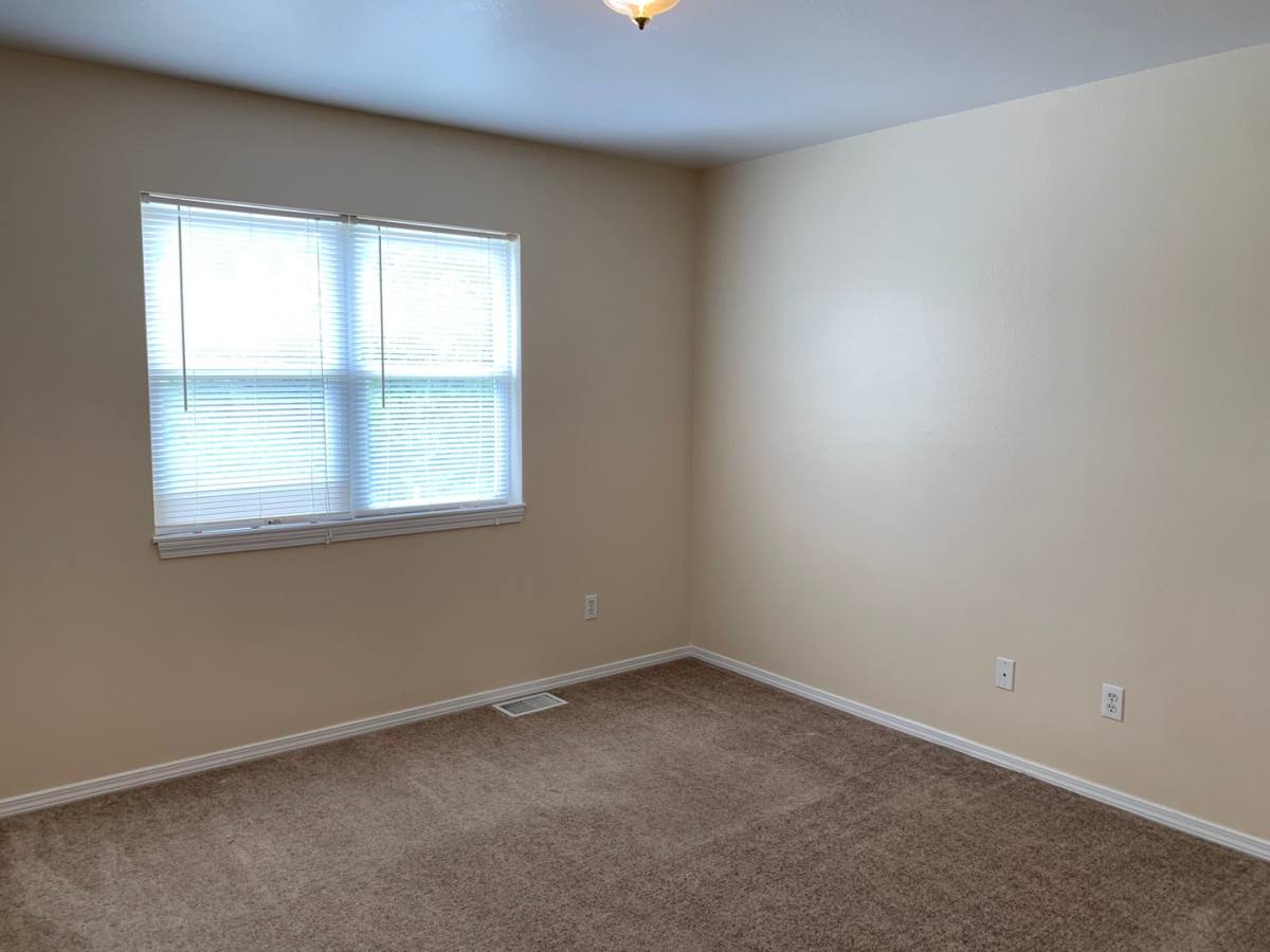 Apartment for rent at 19817 Sackett Lane, Waynesville, MO 65583