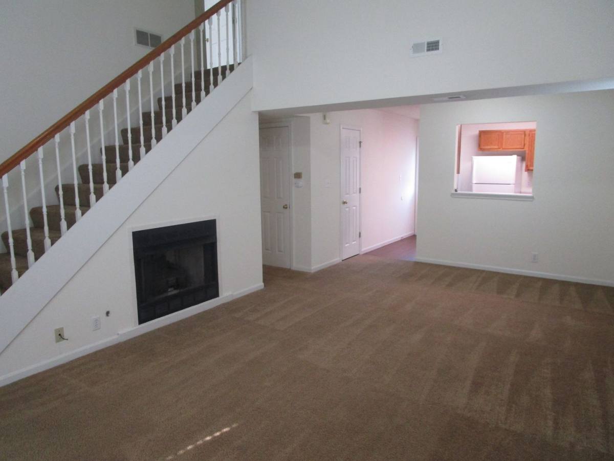Apartment for rent at 3505-3507 La Mesa Dr, Columbia, MO 65201