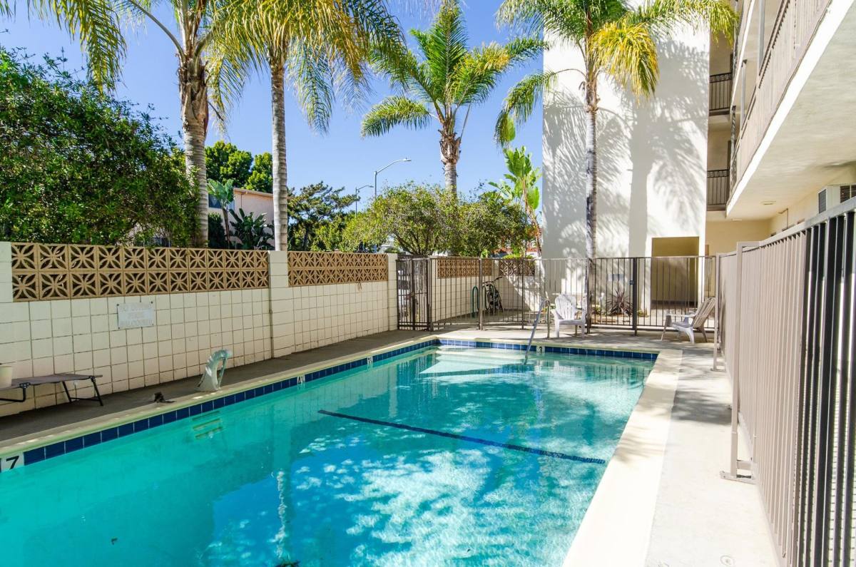 Apartment for rent at 3810 Wade St, Los Angeles, CA 90066