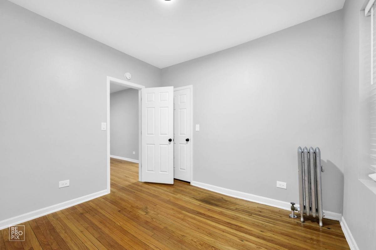 7028 S Clyde, Chicago, IL 60649 - Apartment for Rent - Image 5