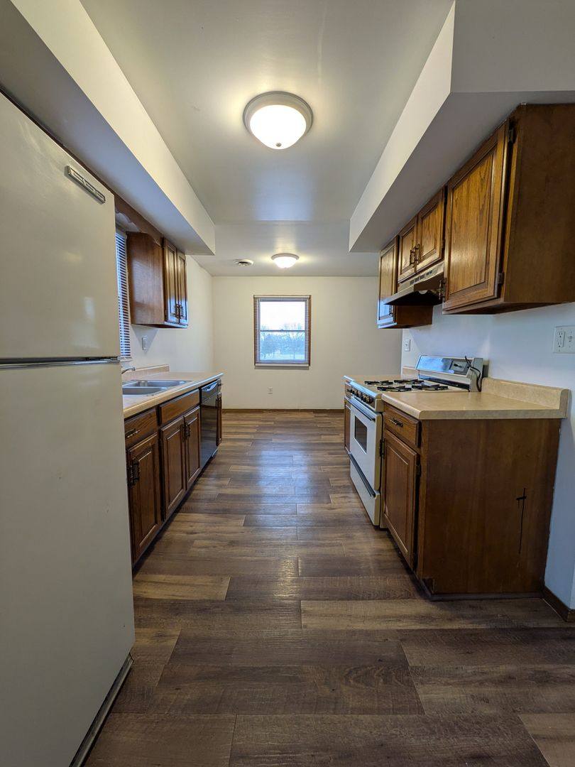Apartment for rent at 632 N Elmer St, Griffith, IN 46319