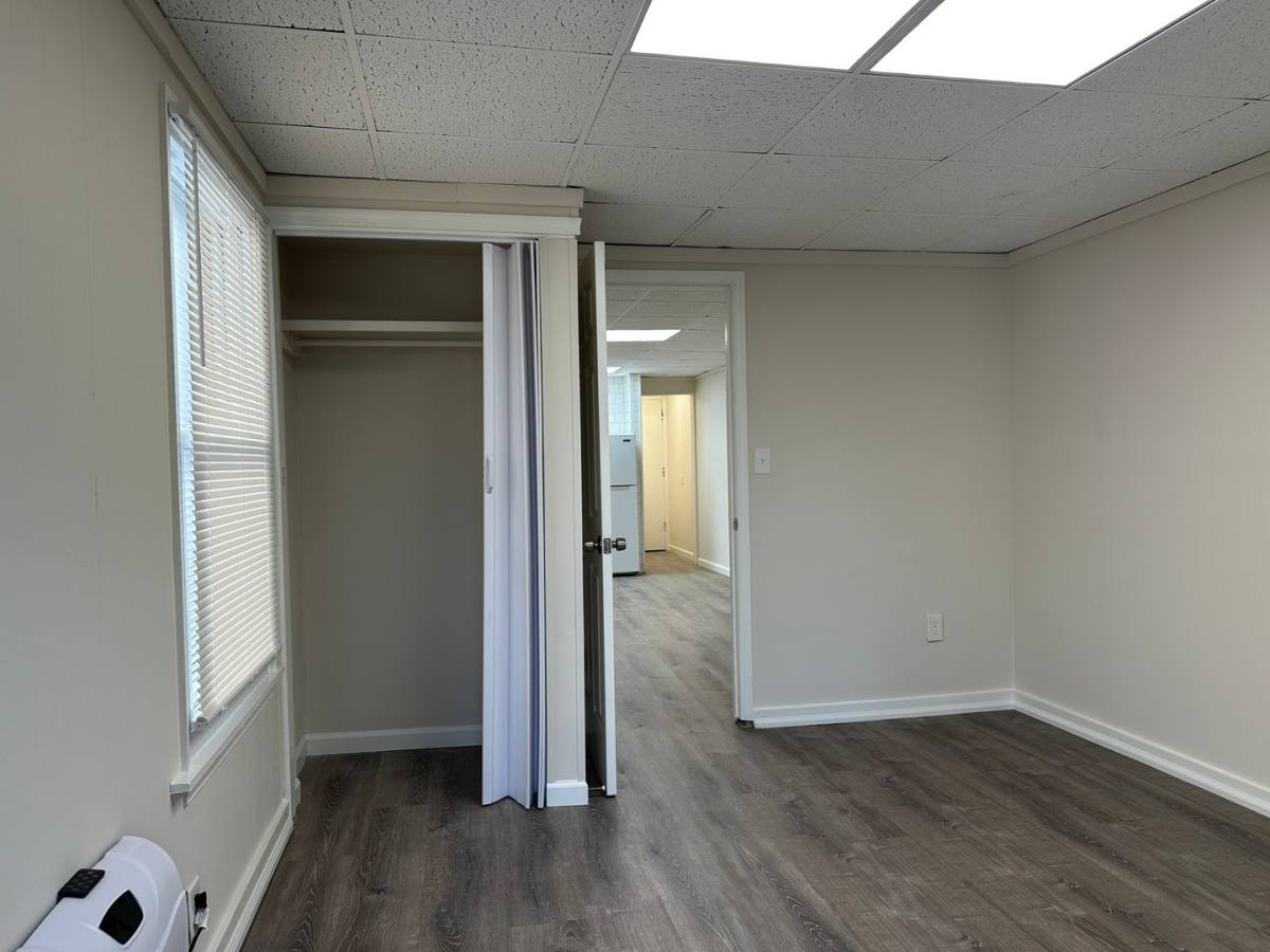 Apartment for rent at 121 W Saratoga St, Baltimore, MD 21201