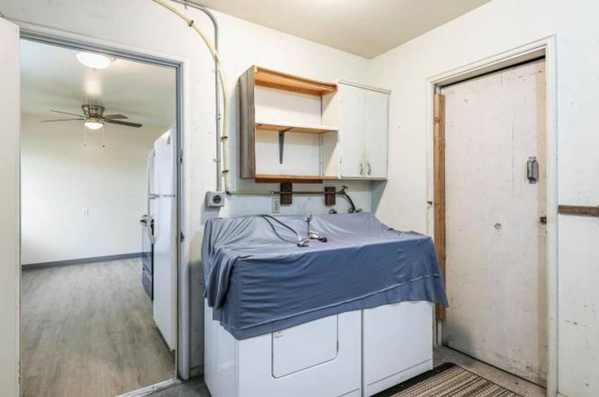Apartment for rent at 2044 Mayfair Dr W, Fresno, CA 93703