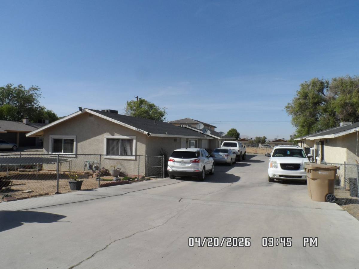 Apartment for rent at 16552 Vine St, Hesperia, CA 92345