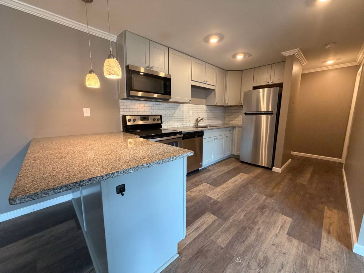 Apartment for rent at 7625 Highbridge Rd, Manlius, NY 13104