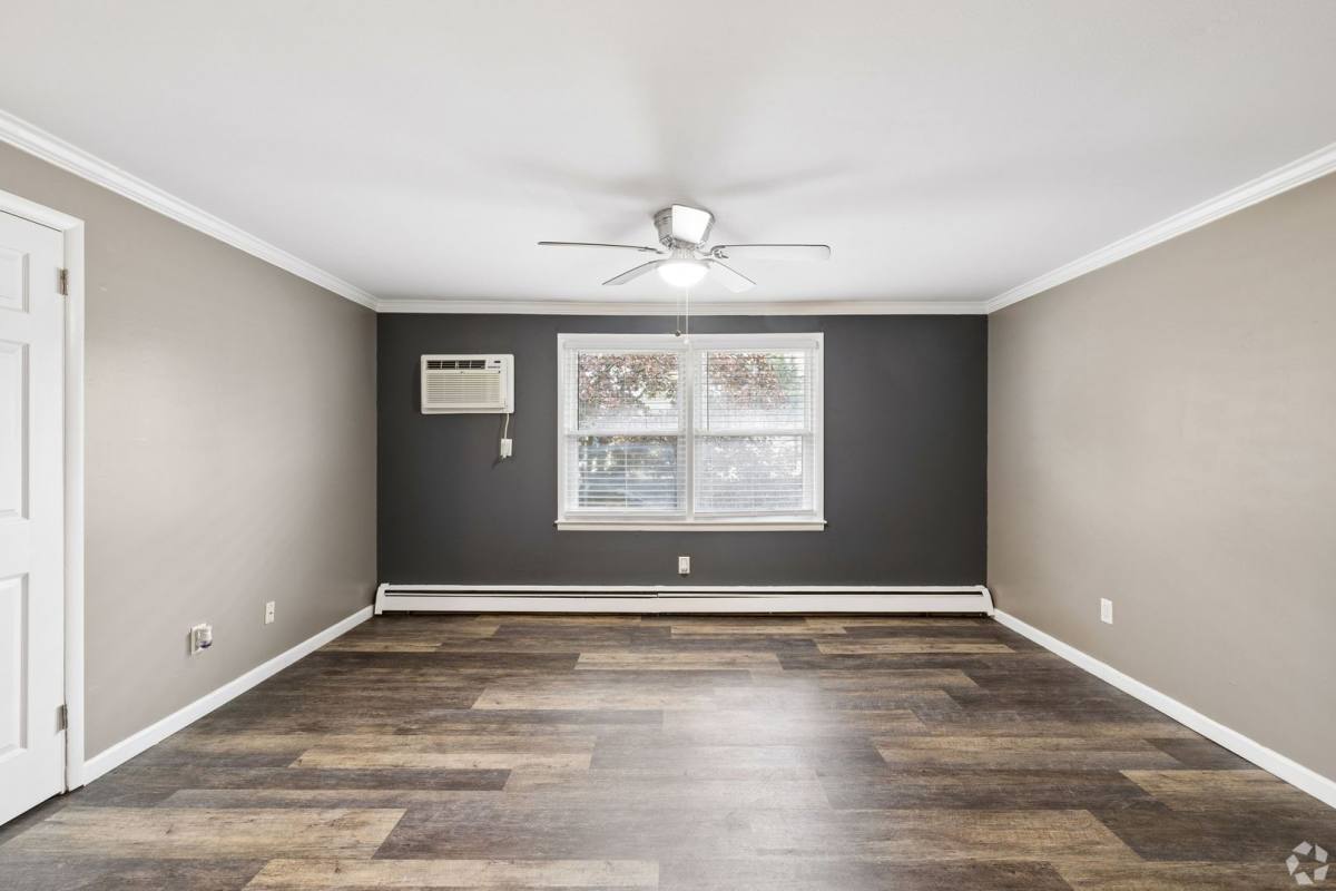 Apartment for rent at 7625 Highbridge Rd, Manlius, NY 13104