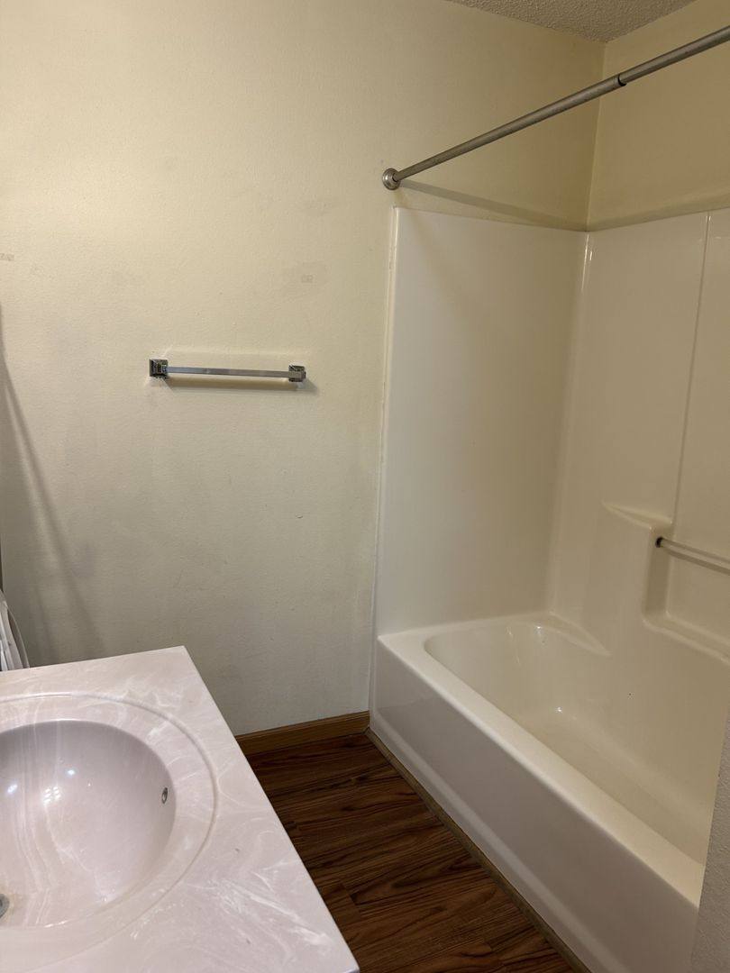 Apartment for rent at 810 E Jackson, Pittsburg, KS 66762
