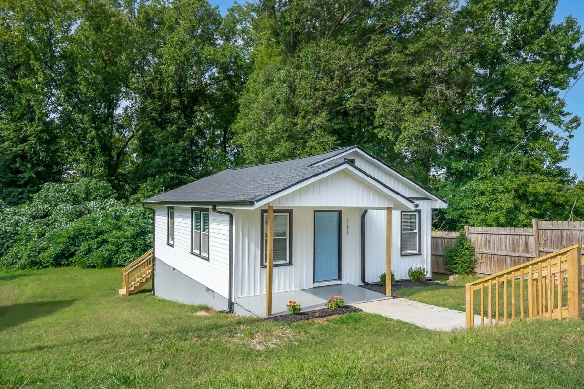 House for rent at 111 Mount Eustis St, Greenville, SC 29607