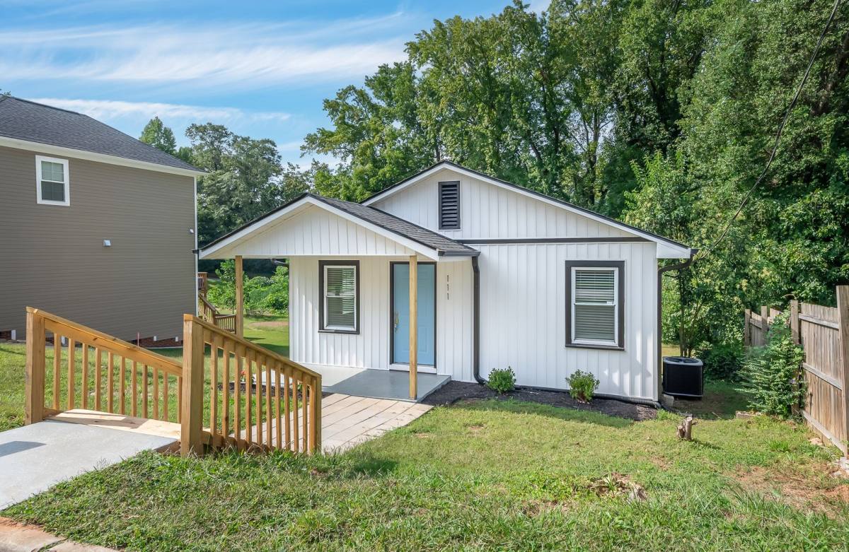 House for rent at 111 Mount Eustis St, Greenville, SC 29607